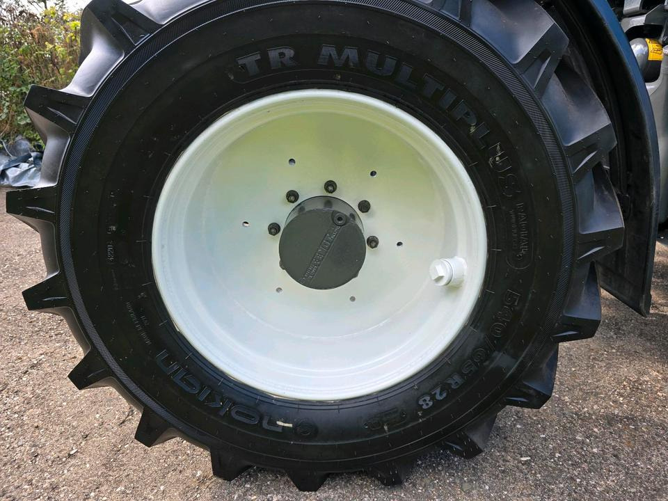 טרקטור חקלאי Fendt Xylon 524 Ez. 2003 50kmh 7900 Stunden Traktor Schlepper 522 520: תמונה 20