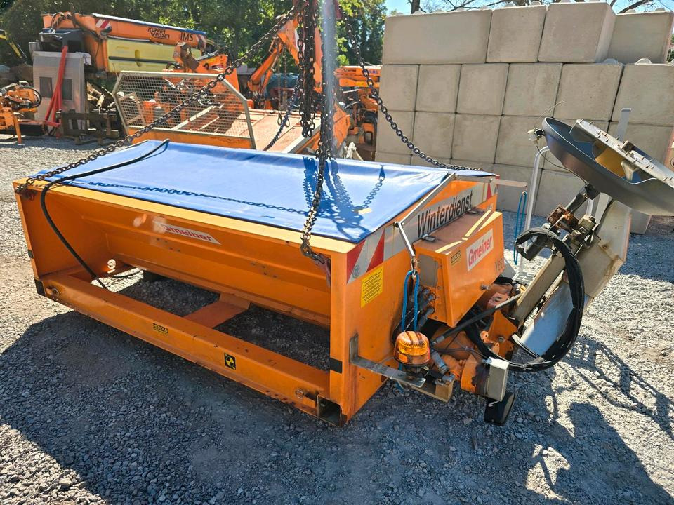 Gmeiner Yeti 1800w Salzstreuer Streuautomat Salzsilo Aufbau für Unimog UGE UGN 405/10 405/12 U318 U 318 423 323 327 427 429 Schmidt Winterdienst - מפזר חול/ מלח: תמונה 1 Gmeiner Yeti 1800w Salzstreuer Streuautomat Salzsilo Aufbau für Unimog UGE UGN 405/10 405/12 U318 U 318 423 323 327 427 429 Schmidt Winterdienst - מפזר חול/ מלח: תמונה 1