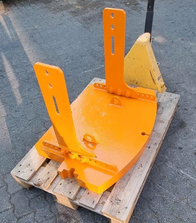 Heckgewicht Unimog 405 U400 U 300 500 400 318 423 427 429 430 530 527 535 Kontergewicht Mulag Mähausleger Böschungsmulcher Dücker - משקל נגד עבור כלי רכב עירוני/ מיוחד: תמונה 2 Heckgewicht Unimog 405 U400 U 300 500 400 318 423 427 429 430 530 527 535 Kontergewicht Mulag Mähausleger Böschungsmulcher Dücker - משקל נגד עבור כלי רכב עירוני/ מיוחד: תמונה 2