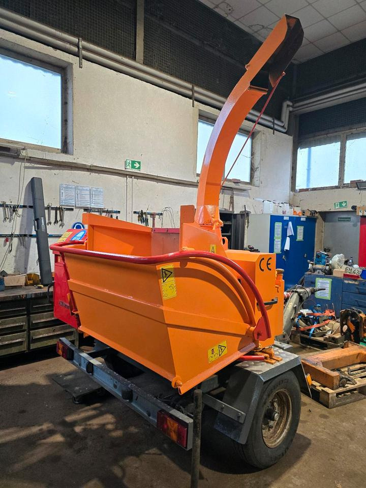 Jensen A328 Holzhäcksler Holzhacker Häcksler Hacker Holzhackschnitzler Schredder - מגרסת עץ: תמונה 2 Jensen A328 Holzhäcksler Holzhacker Häcksler Hacker Holzhackschnitzler Schredder - מגרסת עץ: תמונה 2