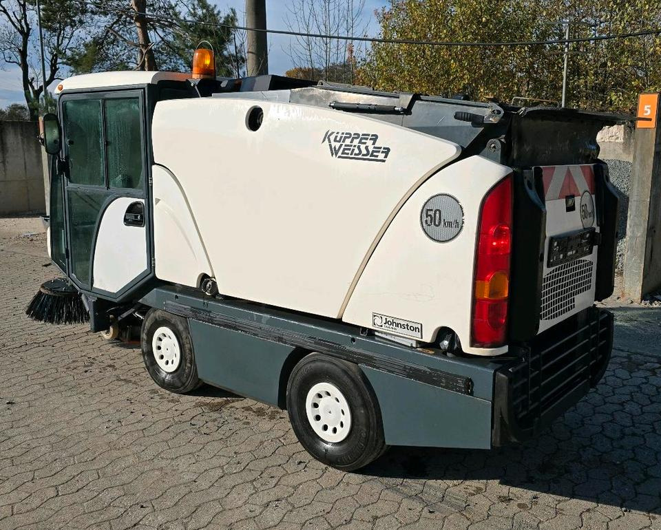 Küpper-Weisser Boschung Compact 50 Kehrmaschine Straßenkehrmaschine Kehreinheit Straßenreiniger - מטאטא כבישים: תמונה 3 Küpper-Weisser Boschung Compact 50 Kehrmaschine Straßenkehrmaschine Kehreinheit Straßenreiniger - מטאטא כבישים: תמונה 3