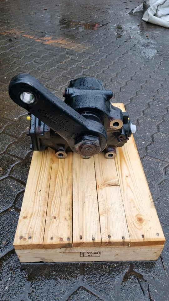 Lenkgetriebe Unimog 405 U423 Servolenkung 430 427 429 527 530 Mercedes Benz - ציוד היגוי עבור כלי רכב עירוני/ מיוחד: תמונה 2 Lenkgetriebe Unimog 405 U423 Servolenkung 430 427 429 527 530 Mercedes Benz - ציוד היגוי עבור כלי רכב עירוני/ מיוחד: תמונה 2