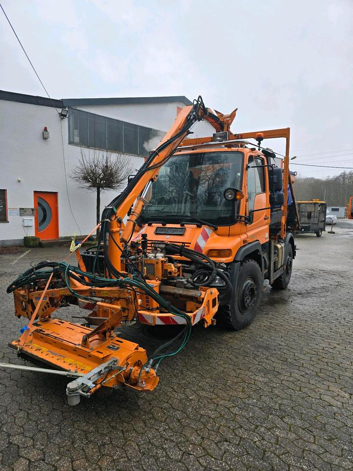 Mercedes-Benz Unimog 405 U400 mit Mulag MKM 700 Schmidt Stratos Salzstreuer 400 500 300 423 430 527 Dücker - כלי רכב עירוני/ מיוחד: תמונה 1 Mercedes-Benz Unimog 405 U400 mit Mulag MKM 700 Schmidt Stratos Salzstreuer 400 500 300 423 430 527 Dücker - כלי רכב עירוני/ מיוחד: תמונה 1