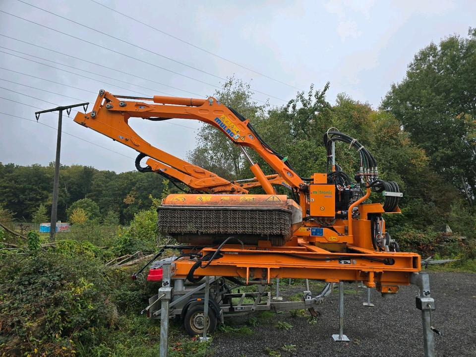 Mulag MHU 800 2020 Mähausleger Böschungsmäher Böschungsmulcher für Unimog 405 U 300 400 500 318 423 427 430 527 535 530 Mercedes-Benz - מכסחת זרוע: תמונה 4 Mulag MHU 800 2020 Mähausleger Böschungsmäher Böschungsmulcher für Unimog 405 U 300 400 500 318 423 427 430 527 535 530 Mercedes-Benz - מכסחת זרוע: תמונה 4