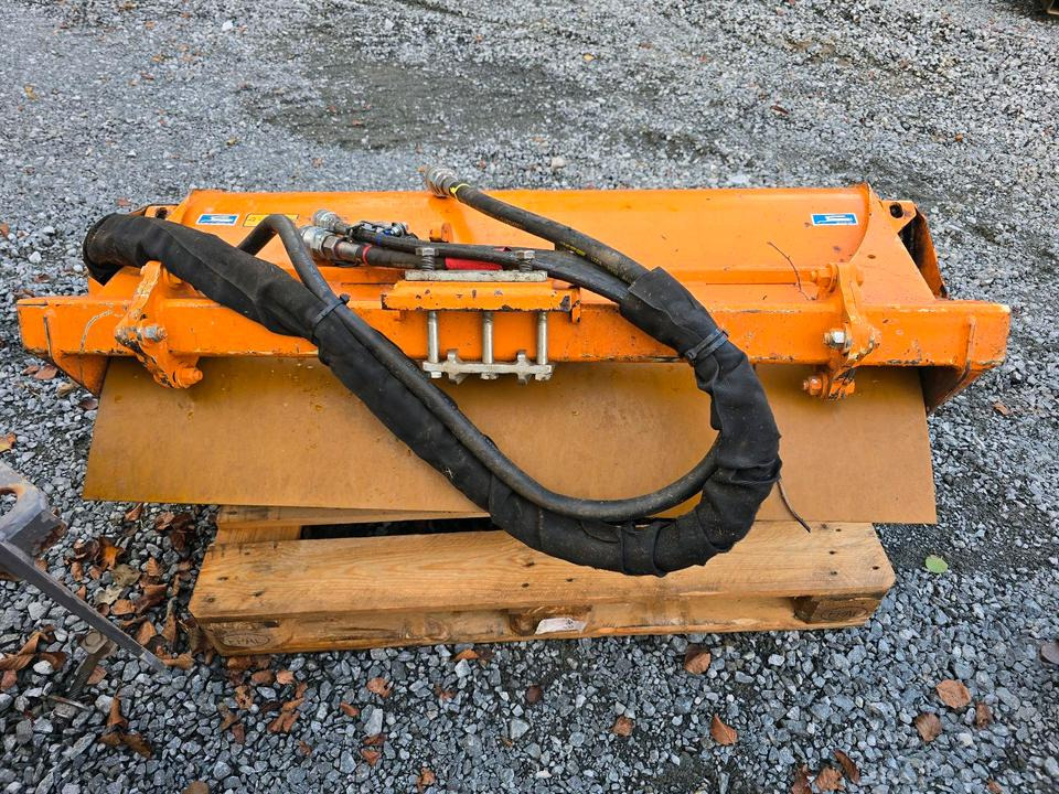 Mulag Mulchkopf MK 1200 bj. 2021 Mähkorb für Mähausleger MKM FME DUA UNA Böschungsmäher Böschungsmulcher Unimog - מכסחת תבואה: תמונה 4 Mulag Mulchkopf MK 1200 bj. 2021 Mähkorb für Mähausleger MKM FME DUA UNA Böschungsmäher Böschungsmulcher Unimog - מכסחת תבואה: תמונה 4