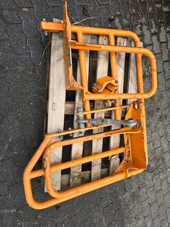 מפלסת שלג Mulag Seitenanfahrschutz Lampenbügel für Unimog U 300 400 500 UGE UGN 405/12 405/10 Böschungsmäher Böschungsmulcher MHU 800 ME 700 Stoßstange Lampenschutzbügel: תמונה 7
