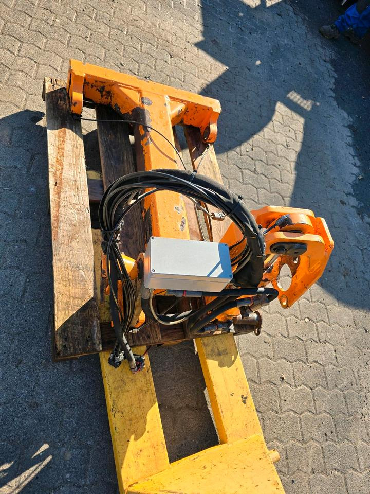 Mulag TR Torsionsrahmen Unimog 405 U300 300 U 400 500 Mercedes-Benz Böschungsmäher Böschungsmulcher Mähausleger FME 600 700 MKM FMK - מכסחת זרוע: תמונה 4 Mulag TR Torsionsrahmen Unimog 405 U300 300 U 400 500 Mercedes-Benz Böschungsmäher Böschungsmulcher Mähausleger FME 600 700 MKM FMK - מכסחת זרוע: תמונה 4