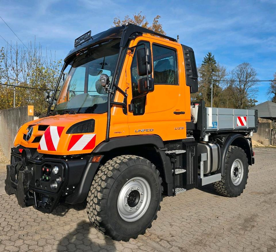 NEUFAHRZEUG Unimog U219 EAS NKS-Z-UGE-43 Mercedes-Benz 405/10 405/12 UGE Mercedes-Benz U 318 323 327 423 427 429 430 EasyDrive - מפלסת שלג: תמונה 1 NEUFAHRZEUG Unimog U219 EAS NKS-Z-UGE-43 Mercedes-Benz 405/10 405/12 UGE Mercedes-Benz U 318 323 327 423 427 429 430 EasyDrive - מפלסת שלג: תמונה 1