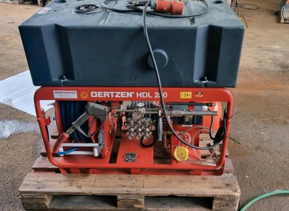 Oertzen HDL 250 FIRE-TEC Hochdruck Feuerlöschgerät Hochdruckreiniger - חלקי חילוף עבור כלי רכב עירוני/ מיוחד: תמונה 1 Oertzen HDL 250 FIRE-TEC Hochdruck Feuerlöschgerät Hochdruckreiniger - חלקי חילוף עבור כלי רכב עירוני/ מיוחד: תמונה 1