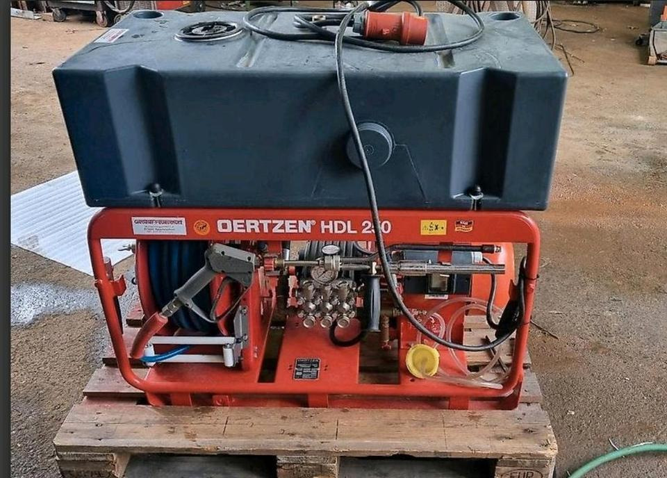 Oertzen HDL 250 FIRE-TEC Hochdruck Feuerlöschgerät Hochdruckreiniger - חלקי חילוף עבור כלי רכב עירוני/ מיוחד: תמונה 4 Oertzen HDL 250 FIRE-TEC Hochdruck Feuerlöschgerät Hochdruckreiniger - חלקי חילוף עבור כלי רכב עירוני/ מיוחד: תמונה 4