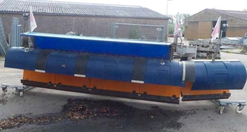 Schneepflug Schmidt ML 51-A 5,1m Schneeschild Schneeschieber Schmidt passend für LKW Autobahn Winterdienst - מחרשת שלג: תמונה 4 Schneepflug Schmidt ML 51-A 5,1m Schneeschild Schneeschieber Schmidt passend für LKW Autobahn Winterdienst - מחרשת שלג: תמונה 4