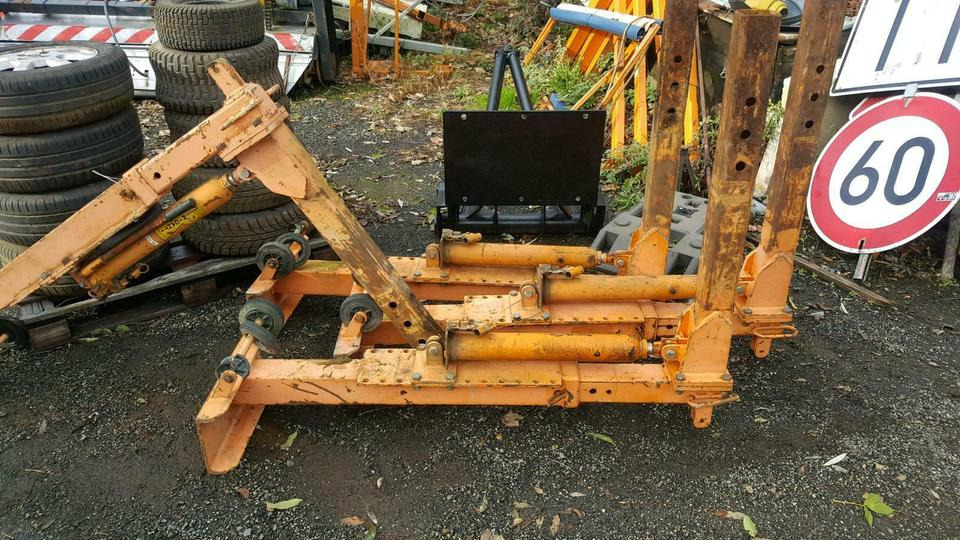 Stützen für Salzstreuer Schmidt Küpper Weisser Epoke Unimog Fendt - מסגרת/ שלדה עבור מפזר חול/ מלח: תמונה 4 Stützen für Salzstreuer Schmidt Küpper Weisser Epoke Unimog Fendt - מסגרת/ שלדה עבור מפזר חול/ מלח: תמונה 4