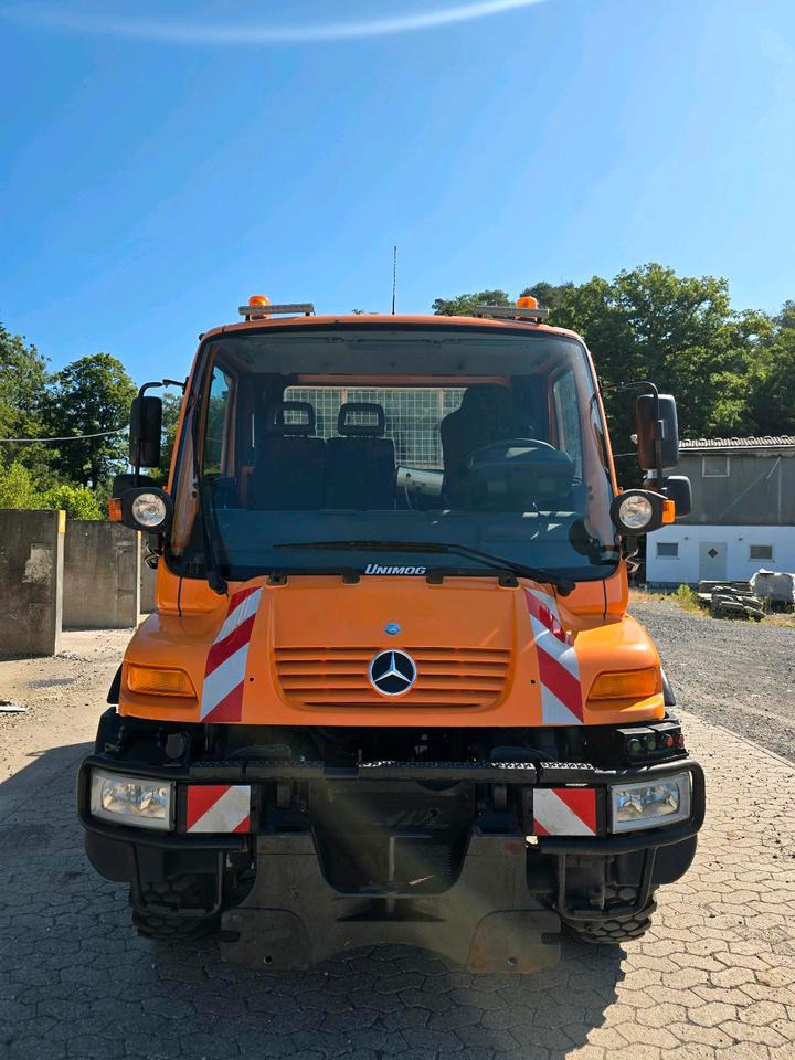 Unimog U290 405/10 UGN UGE Mercedes-Benz U 290 300 400 500 405/12 Kipper Pritsche - מפלסת שלג: תמונה 2 Unimog U290 405/10 UGN UGE Mercedes-Benz U 290 300 400 500 405/12 Kipper Pritsche - מפלסת שלג: תמונה 2