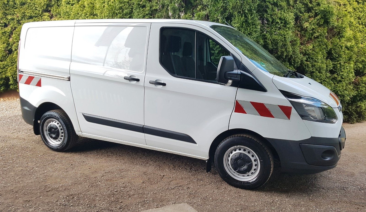 Ford Transit Sortimo Werkstatt 15xauf Lager 1.Hand - כלי רכב מסחרי קטן: תמונה 5 Ford Transit Sortimo Werkstatt 15xauf Lager 1.Hand - כלי רכב מסחרי קטן: תמונה 5
