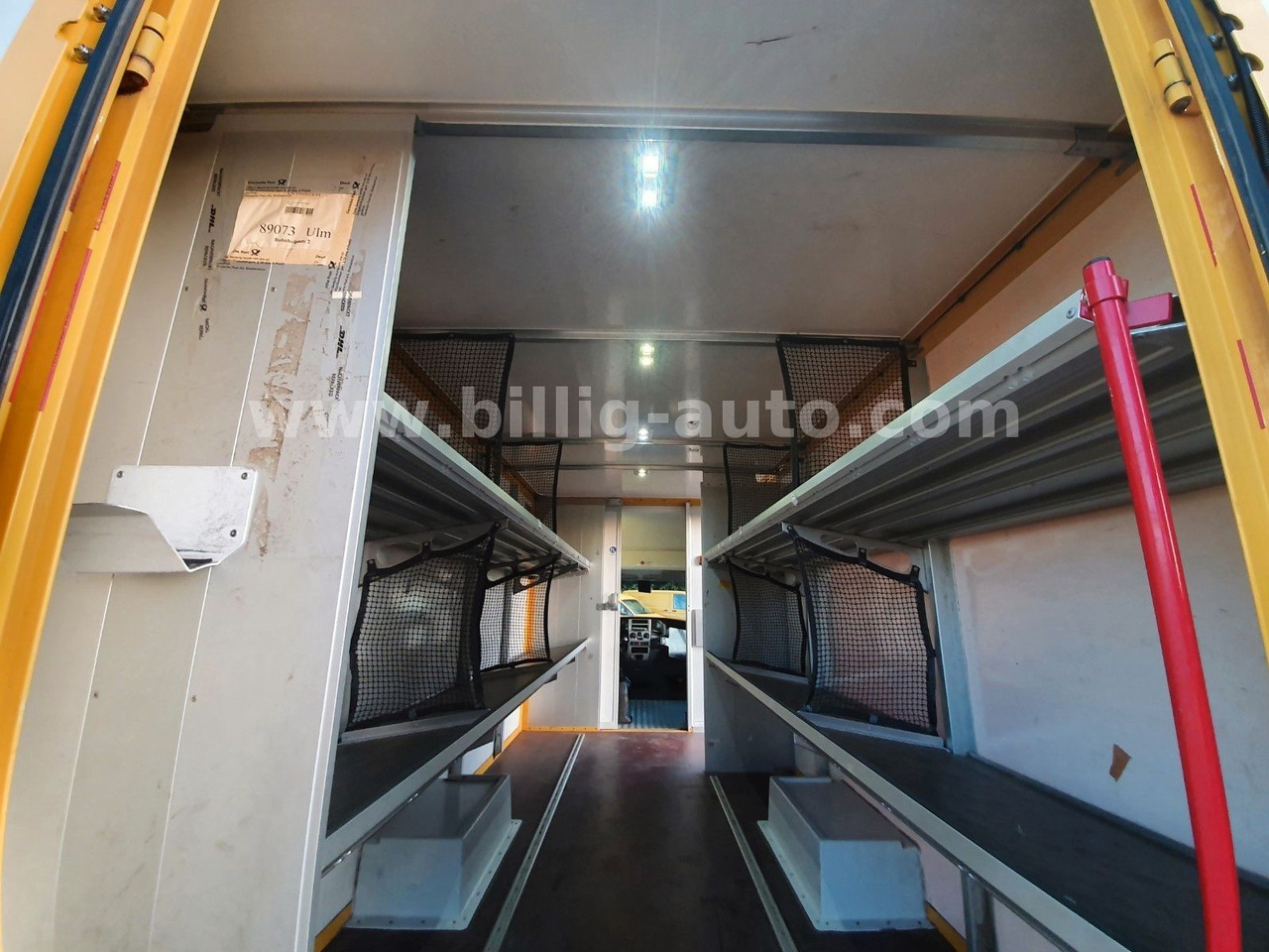 Iveco Daily Koffer Kasten Integralkoffer Automatik - כלי רכב מסחרי עם תיבה: תמונה 4 Iveco Daily Koffer Kasten Integralkoffer Automatik - כלי רכב מסחרי עם תיבה: תמונה 4