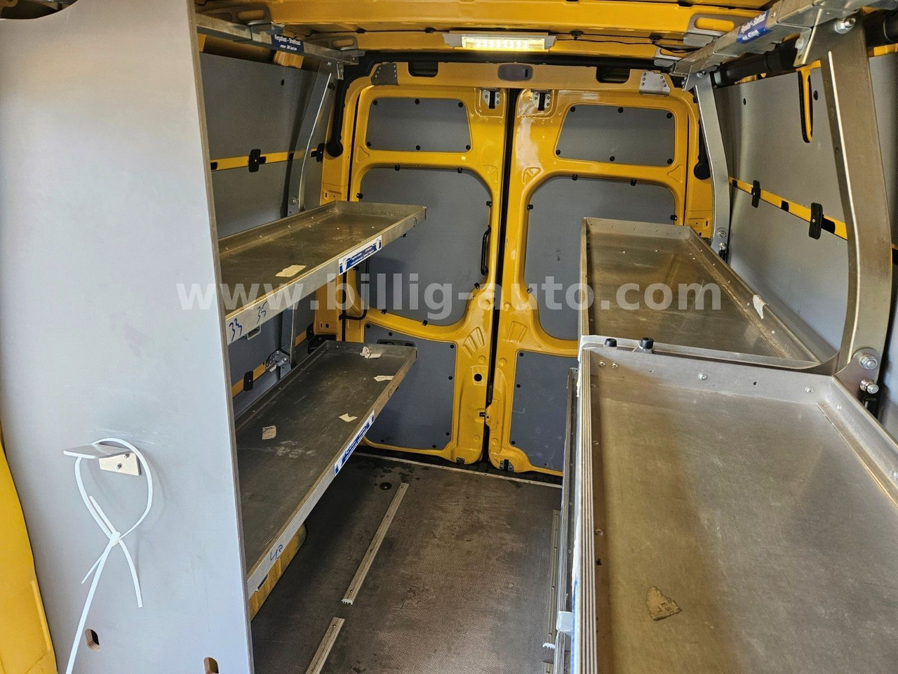 Mercedes-Benz Sprinter 314 CAM Bluetooth Durchgang Regal 1.Hd - כלי רכב מסחרי לנוסעים: תמונה 3 Mercedes-Benz Sprinter 314 CAM Bluetooth Durchgang Regal 1.Hd - כלי רכב מסחרי לנוסעים: תמונה 3