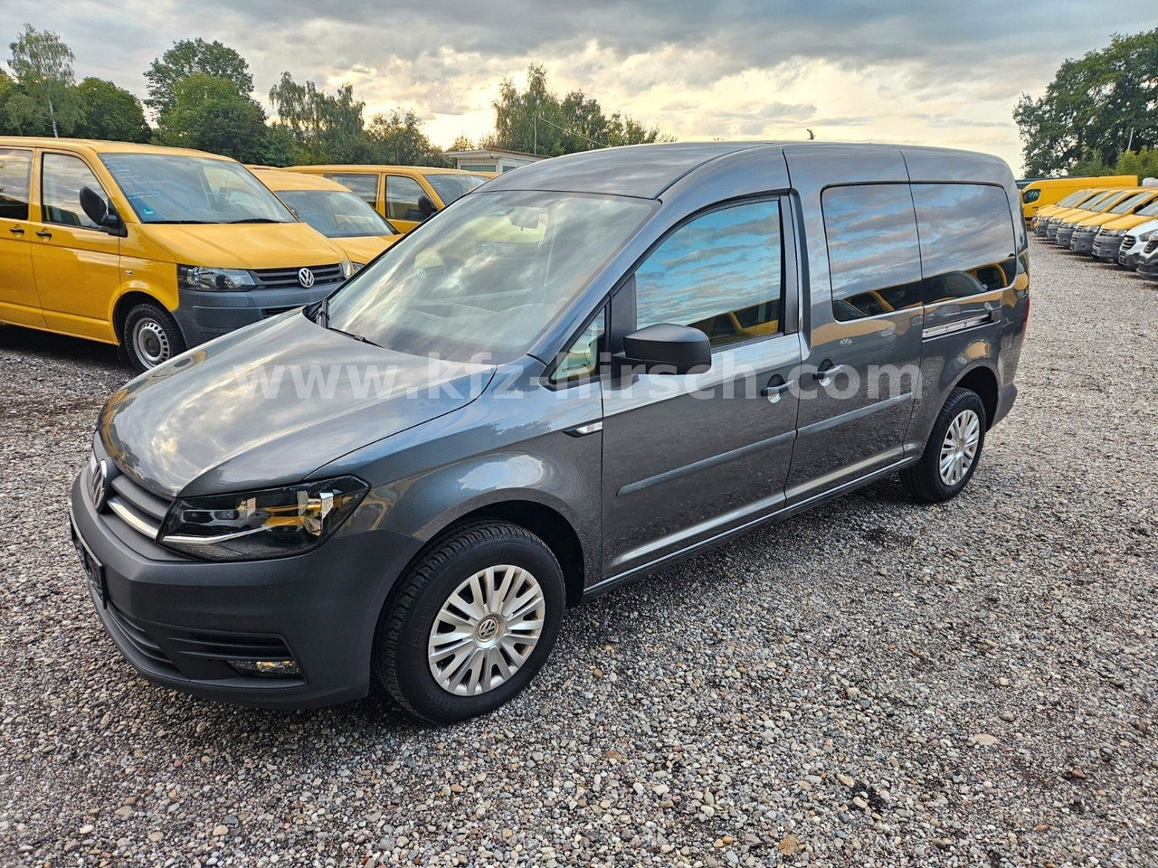 Volkswagen Caddy Maxi Conceptline|Temp|Sitzhzg|NAVI|2xS-Tür - רכב סטיישן: תמונה 5 Volkswagen Caddy Maxi Conceptline|Temp|Sitzhzg|NAVI|2xS-Tür - רכב סטיישן: תמונה 5