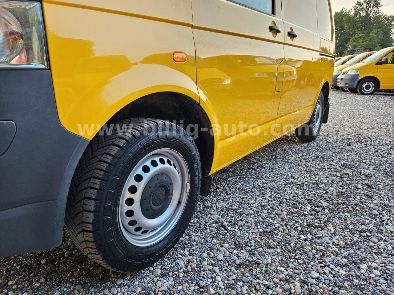 Volkswagen T5 1.9 TDI 2xSchiebetüre Scheckheft Bulli Kasten - כלי רכב מסחרי לנוסעים: תמונה 5 Volkswagen T5 1.9 TDI 2xSchiebetüre Scheckheft Bulli Kasten - כלי רכב מסחרי לנוסעים: תמונה 5