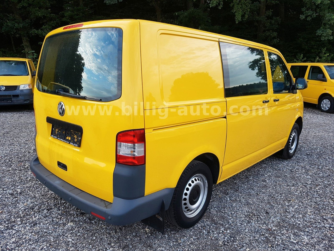 Volkswagen T5 2.0TDI EU5 2xSchiebetüre*Scheckheft - כלי רכב מסחרי לנוסעים: תמונה 5 Volkswagen T5 2.0TDI EU5 2xSchiebetüre*Scheckheft - כלי רכב מסחרי לנוסעים: תמונה 5