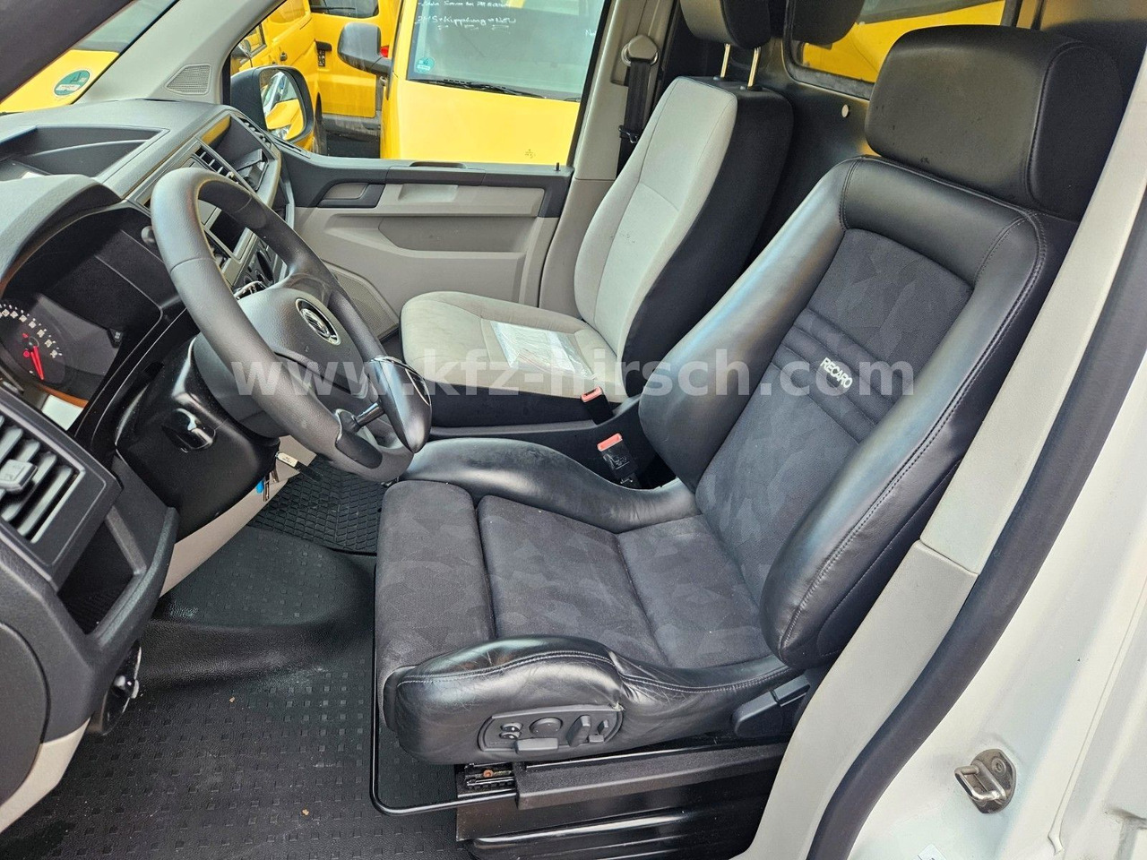 Volkswagen T6 Automatik/ DSG Sortimo Stdhzg Werkstatt 1.Hd - כלי רכב מסחרי לנוסעים: תמונה 5 Volkswagen T6 Automatik/ DSG Sortimo Stdhzg Werkstatt 1.Hd - כלי רכב מסחרי לנוסעים: תמונה 5