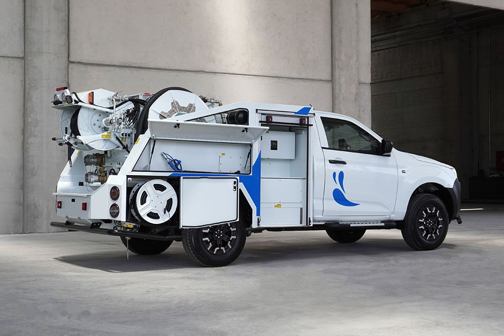 EFEMMAK Xs-Combi Combined Sewer Jetting And Vacuum Vehicle - משאית ואקום: תמונה 3 EFEMMAK Xs-Combi Combined Sewer Jetting And Vacuum Vehicle - משאית ואקום: תמונה 3