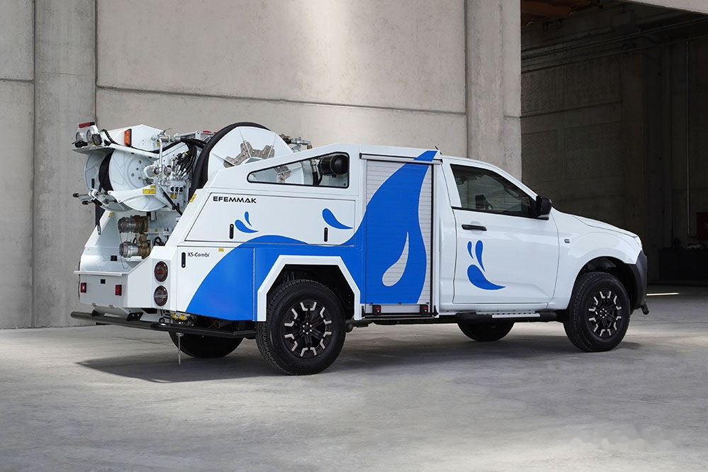 EFEMMAK Xs-Combi Combined Sewer Jetting And Vacuum Vehicle - משאית ואקום: תמונה 1 EFEMMAK Xs-Combi Combined Sewer Jetting And Vacuum Vehicle - משאית ואקום: תמונה 1