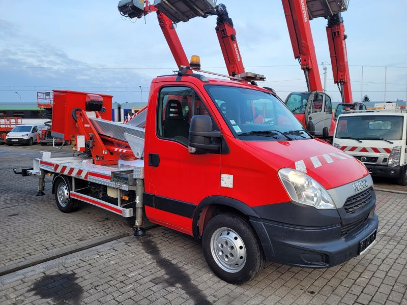 Iveco Daily 35S11 podnośnik koszowy 17 m Multitel MX170 - פלטפורמה אווירית מותקנת על משאית: תמונה 1 Iveco Daily 35S11 podnośnik koszowy 17 m Multitel MX170 - פלטפורמה אווירית מותקנת על משאית: תמונה 1