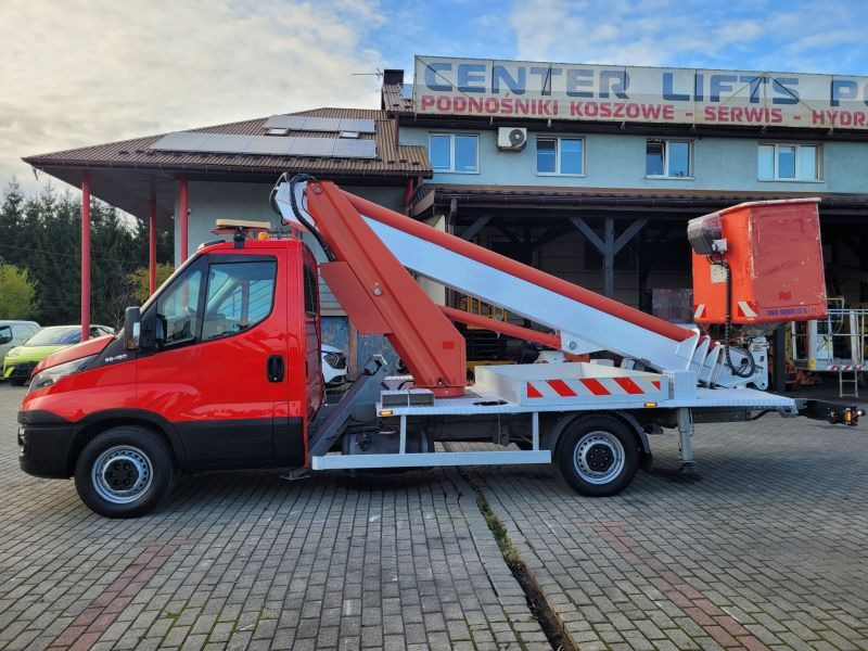 Iveco Daily 35S11 podnośnik koszowy 20 m Multitel MT202DS - פלטפורמה אווירית מותקנת על משאית: תמונה 5 Iveco Daily 35S11 podnośnik koszowy 20 m Multitel MT202DS - פלטפורמה אווירית מותקנת על משאית: תמונה 5