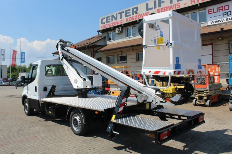 Oil&Steel Scorpion 1812 podnośnik koszowy 18 m zamontowany na Iveco Daily - פלטפורמה אווירית מותקנת על משאית: תמונה 4 Oil&Steel Scorpion 1812 podnośnik koszowy 18 m zamontowany na Iveco Daily - פלטפורמה אווירית מותקנת על משאית: תמונה 4