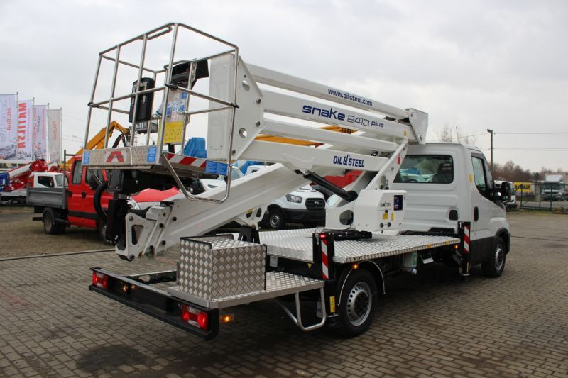 Oil&Steel Snake 2413 Plus 24 m zamontowany na Iveco 35S14H - פלטפורמה אווירית מותקנת על משאית: תמונה 3 Oil&Steel Snake 2413 Plus 24 m zamontowany na Iveco 35S14H - פלטפורמה אווירית מותקנת על משאית: תמונה 3