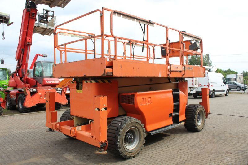 Podnośnik nożycowy 4x4 terenowy 15 m JLG 4394 RT - מעלית מספריים: תמונה 3 Podnośnik nożycowy 4x4 terenowy 15 m JLG 4394 RT - מעלית מספריים: תמונה 3