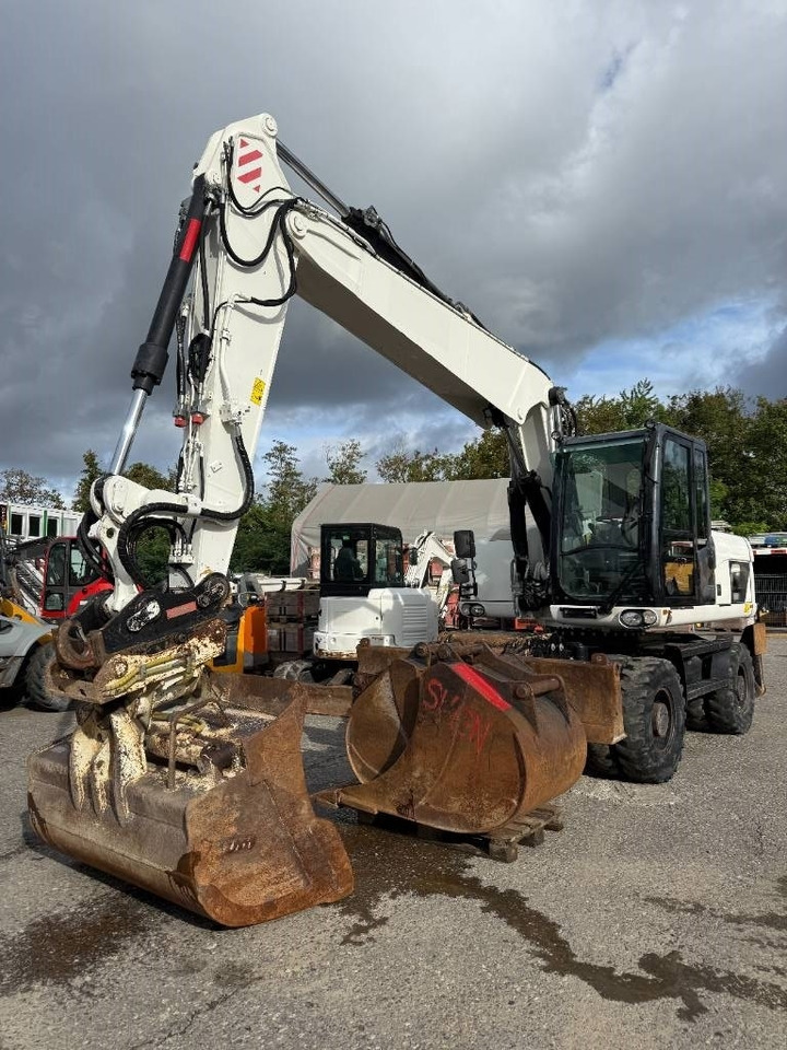 CAT M 316 D - מחפר גלגלים: תמונה 4 CAT M 316 D - מחפר גלגלים: תמונה 4