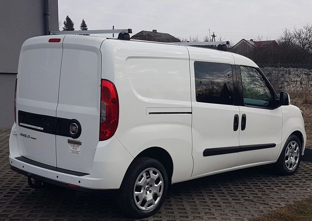 Fiat Doblo 1.6 Multijet 16V Easy - מכונית: תמונה 4 Fiat Doblo 1.6 Multijet 16V Easy - מכונית: תמונה 4