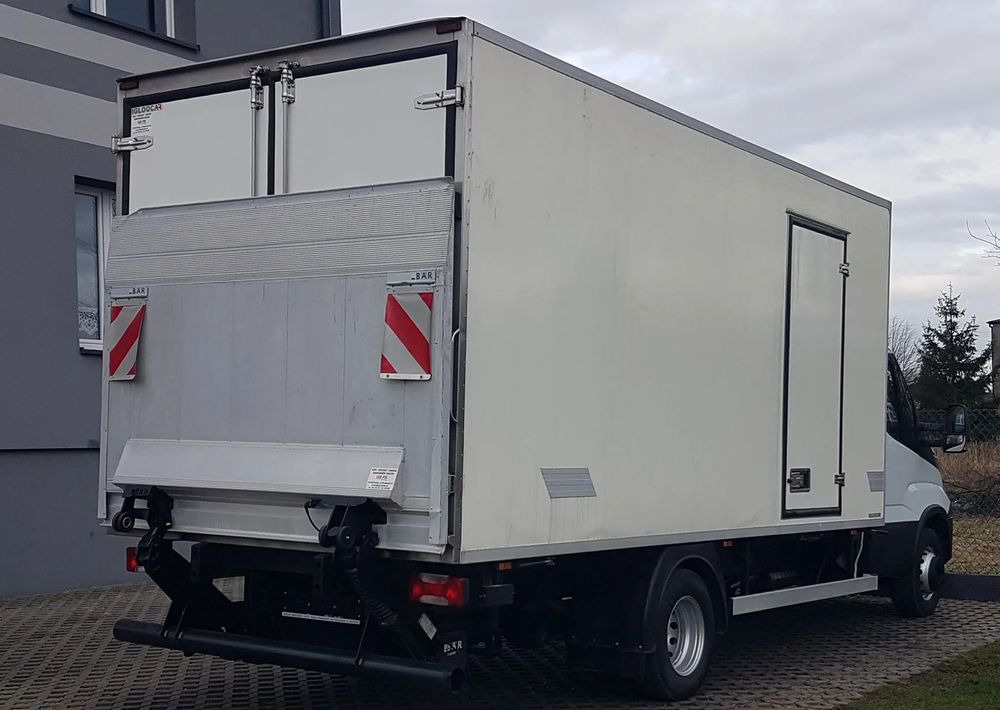 Iveco Daily 70-170 WINDA CHŁODNIA 10EP AGREGAT IZOTERMA - משאית קירור: תמונה 4 Iveco Daily 70-170 WINDA CHŁODNIA 10EP AGREGAT IZOTERMA - משאית קירור: תמונה 4