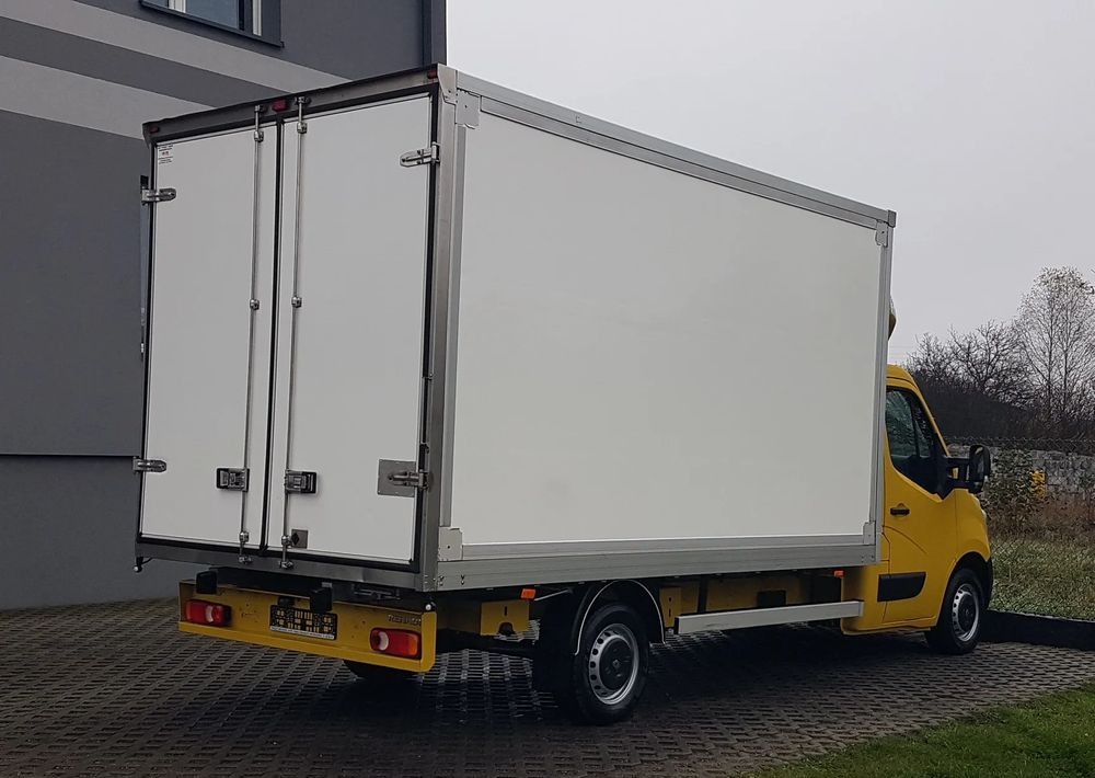 Renault MASTER KONTENER 8EP 4,21x2,23x2,22 KLIMA MANUAL KRAJOWY 6-BIEGÓW - כלי רכב מסחרי עם תיבה: תמונה 4 Renault MASTER KONTENER 8EP 4,21x2,23x2,22 KLIMA MANUAL KRAJOWY 6-BIEGÓW - כלי רכב מסחרי עם תיבה: תמונה 4