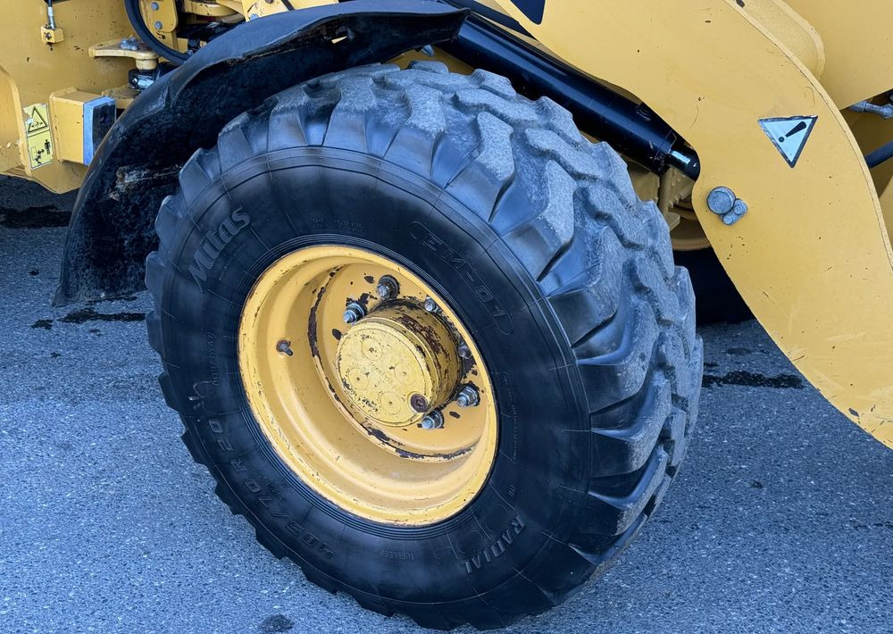Caterpillar * Ładowarka CAT 908 H * Sprowadzona * Caterpillar - מעמיס גלגלים: תמונה 4 Caterpillar * Ładowarka CAT 908 H * Sprowadzona * Caterpillar - מעמיס גלגלים: תמונה 4