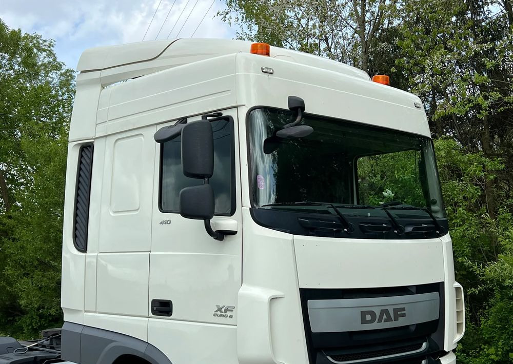 DAF *DAF XF 106 410 Euro 6 RETARDER KLIMA SPROWADZONY SUPER STAN CIĄGNIK SIODŁOWY - יחידת טרקטור: תמונה 4 DAF *DAF XF 106 410 Euro 6 RETARDER KLIMA SPROWADZONY SUPER STAN CIĄGNIK SIODŁOWY - יחידת טרקטור: תמונה 4