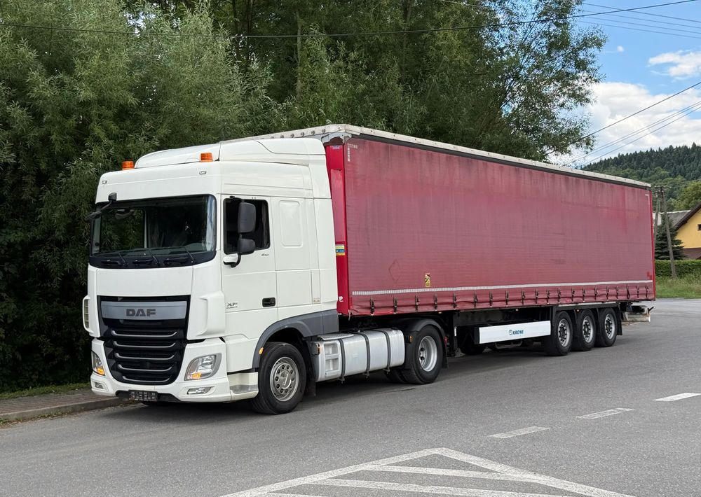 DAF * Zestaw * DAF 106 Euro 6 + Naczepa Krone * Bardzo Dobry Stan - יחידת טרקטור, סמיטריילר עם וילונות צד: תמונה 1 DAF * Zestaw * DAF 106 Euro 6 + Naczepa Krone * Bardzo Dobry Stan - יחידת טרקטור, סמיטריילר עם וילונות צד: תמונה 1
