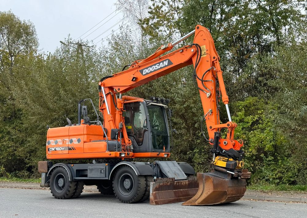 Doosan * DOOSAN DX160W *ROTOTILT* GPS 2D Leica * Sprowadzona * Stan Perfekcyjny * Koparka Kołowa * - מחפר גלגלים: תמונה 2 Doosan * DOOSAN DX160W *ROTOTILT* GPS 2D Leica * Sprowadzona * Stan Perfekcyjny * Koparka Kołowa * - מחפר גלגלים: תמונה 2