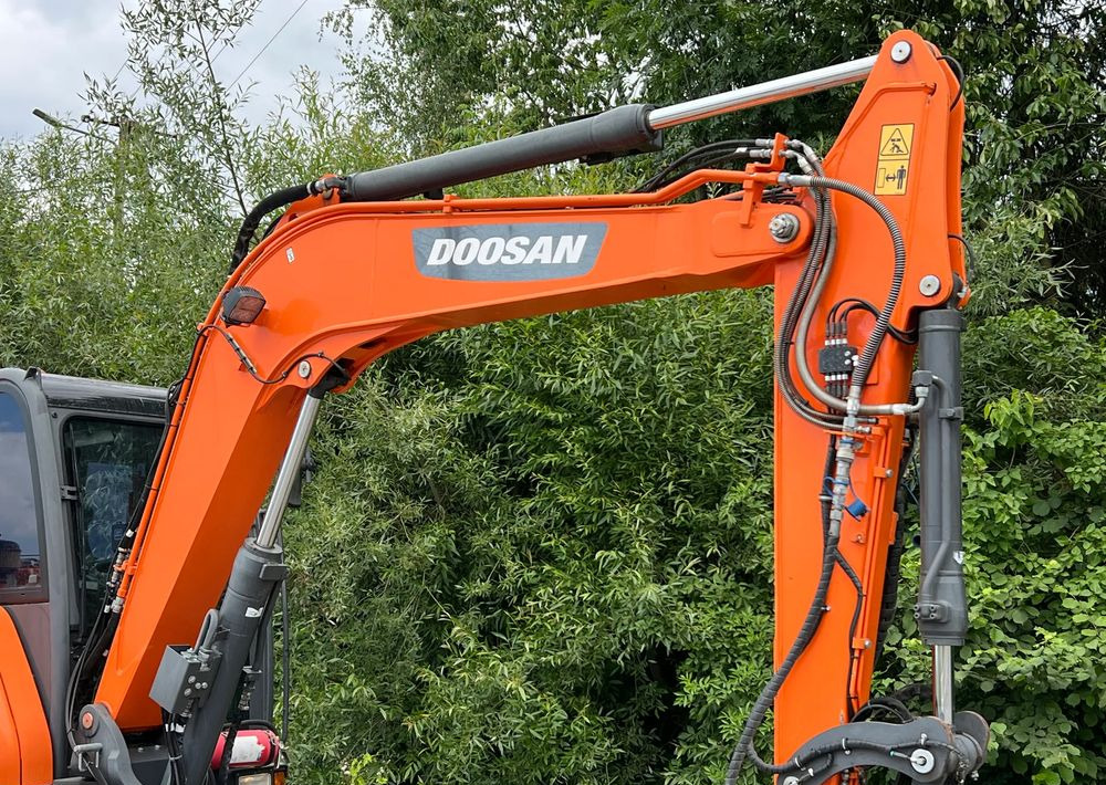Doosan DOOSAN DX57W *ROTOTILT* 2200 Motogodzin JAK NOWA KOPARKA KOŁOWA STAN PERFEKCYJNY SPROWADZONA - מחפר גלגלים: תמונה 4 Doosan DOOSAN DX57W *ROTOTILT* 2200 Motogodzin JAK NOWA KOPARKA KOŁOWA STAN PERFEKCYJNY SPROWADZONA - מחפר גלגלים: תמונה 4