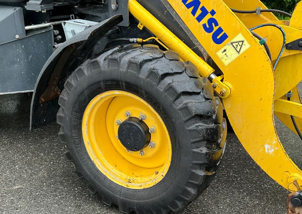 Komatsu Ładowarka KOMATSU WA 90 STAN IDEALNY - מעמיס גלגלים: תמונה 5 Komatsu Ładowarka KOMATSU WA 90 STAN IDEALNY - מעמיס גלגלים: תמונה 5