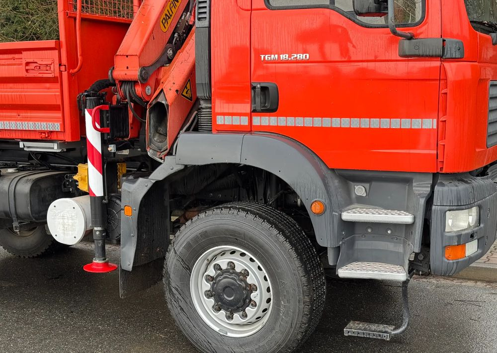 MAN * TGM 18-280 MAN 4x4 HDS Palfinger PK10500 * Kiper Wywrotka * Bardzo Dobry Stan - מזהיר: תמונה 5 MAN * TGM 18-280 MAN 4x4 HDS Palfinger PK10500 * Kiper Wywrotka * Bardzo Dobry Stan - מזהיר: תמונה 5