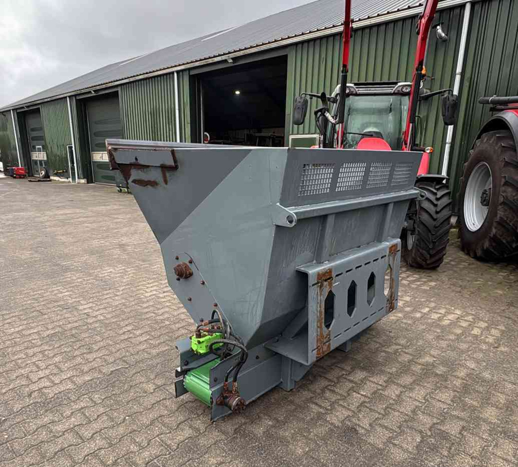 Ceres BS2000 Zaagselstrooier instrooibak diversen - ציוד לבעלי חיים: תמונה 4 Ceres BS2000 Zaagselstrooier instrooibak diversen - ציוד לבעלי חיים: תמונה 4