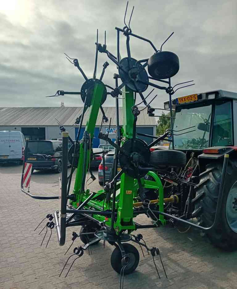 Deutz-Fahr Condimaster 6821 schudder weidebouwmachines - גורף/ מגרפה: תמונה 2 Deutz-Fahr Condimaster 6821 schudder weidebouwmachines - גורף/ מגרפה: תמונה 2