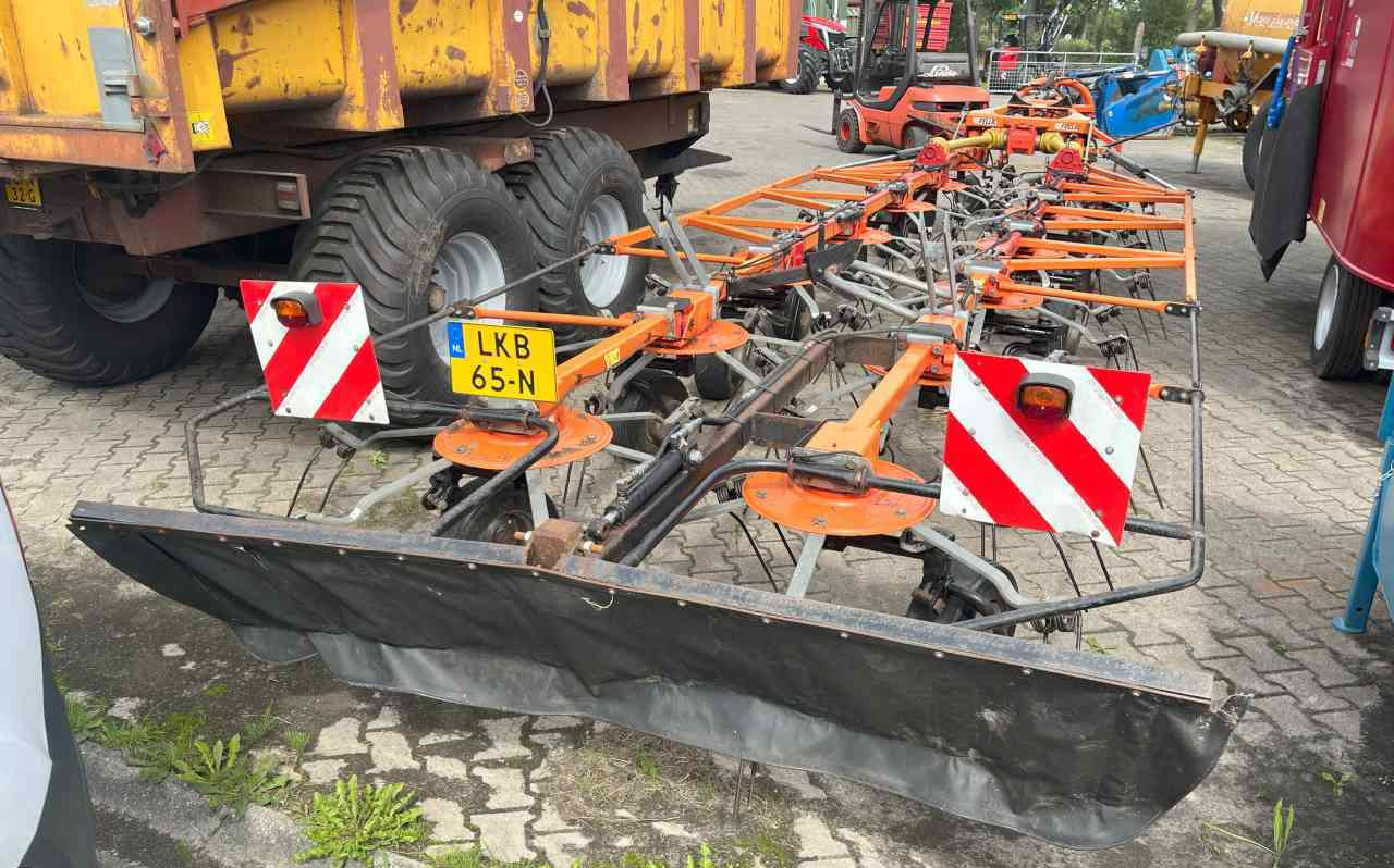 Fella TH 1800 Hydro getrokken schudder, weidebouwmachines - גורף/ מגרפה: תמונה 3 Fella TH 1800 Hydro getrokken schudder, weidebouwmachines - גורף/ מגרפה: תמונה 3