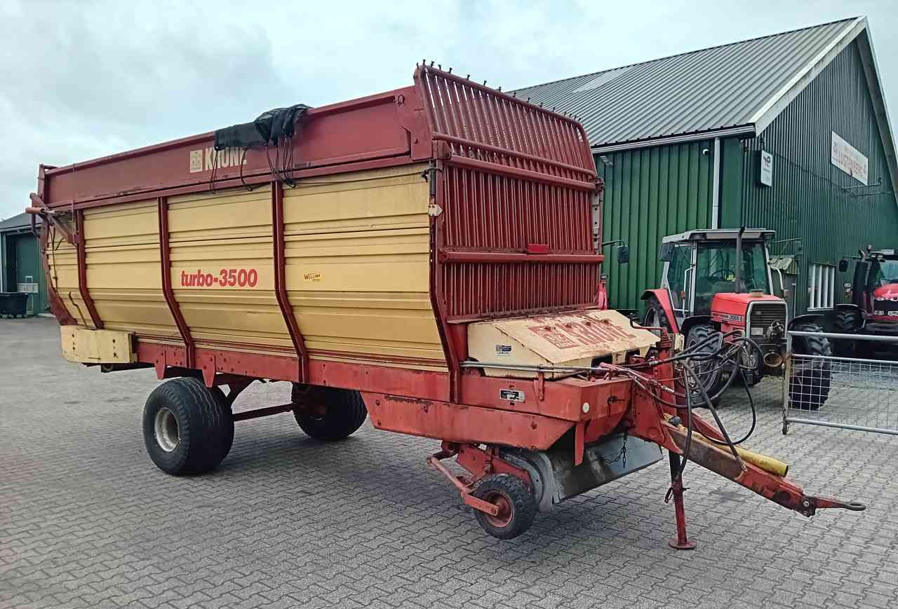 Krone Turbo 3500 enkelas - עגלת טעינה עצמית: תמונה 1 Krone Turbo 3500 enkelas - עגלת טעינה עצמית: תמונה 1