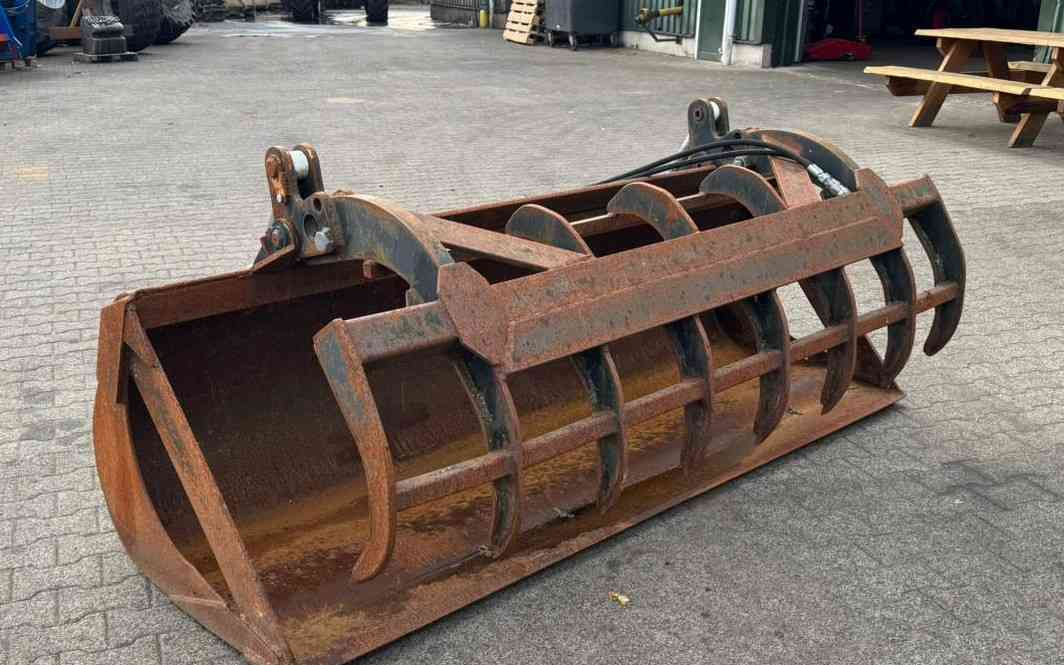 Manitou 240 pelikaanbak kuilbak mestbak - ציוד צמחי: תמונה 4 Manitou 240 pelikaanbak kuilbak mestbak - ציוד צמחי: תמונה 4