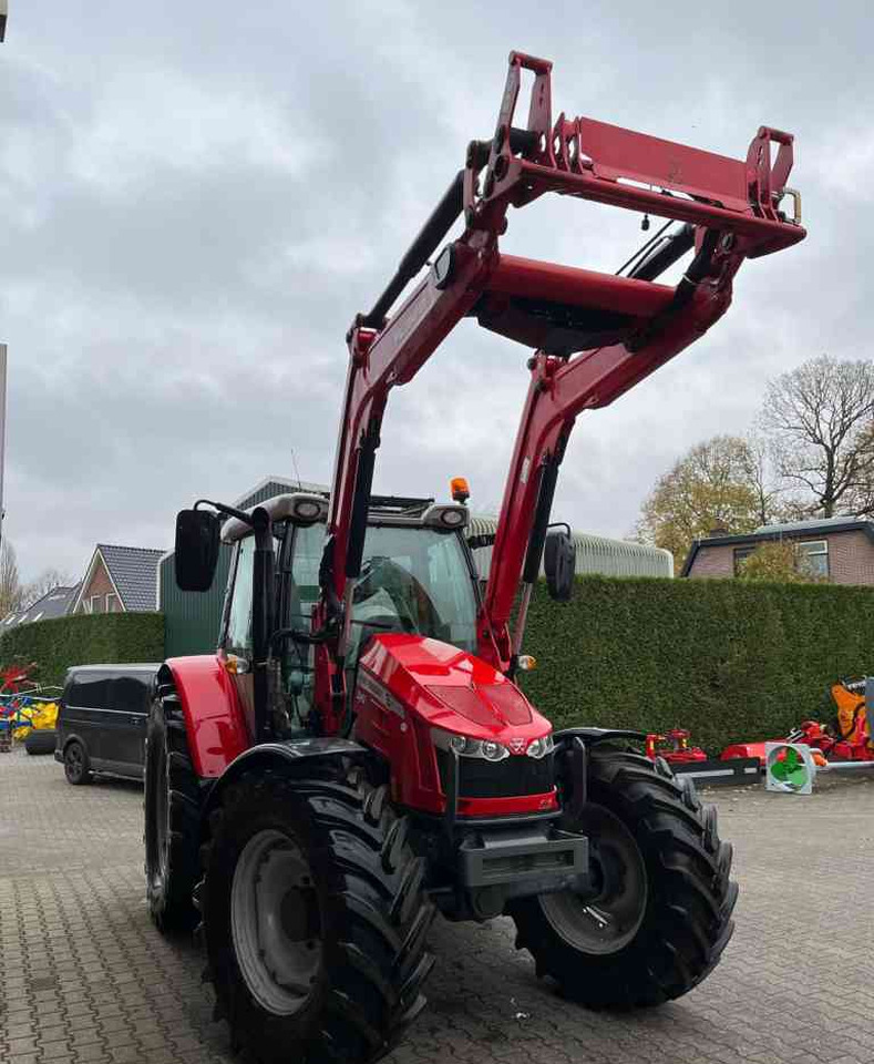 Massey Ferguson 5710S Dyna-4 Essential *Verkocht/sold* - טרקטור חקלאי: תמונה 3 Massey Ferguson 5710S Dyna-4 Essential *Verkocht/sold* - טרקטור חקלאי: תמונה 3
