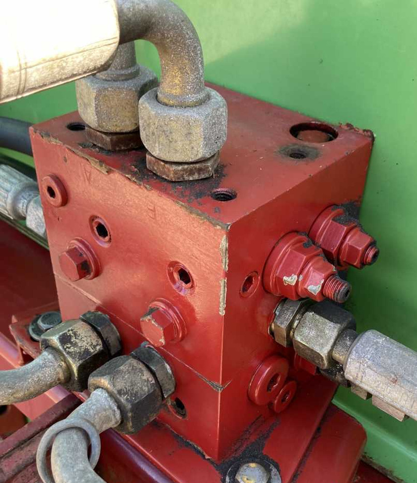 Strautmann Hydrofox HK3 kuilsnijder kuilvoersnijder U snijder voermachines - ציוד צמחי: תמונה 4 Strautmann Hydrofox HK3 kuilsnijder kuilvoersnijder U snijder voermachines - ציוד צמחי: תמונה 4