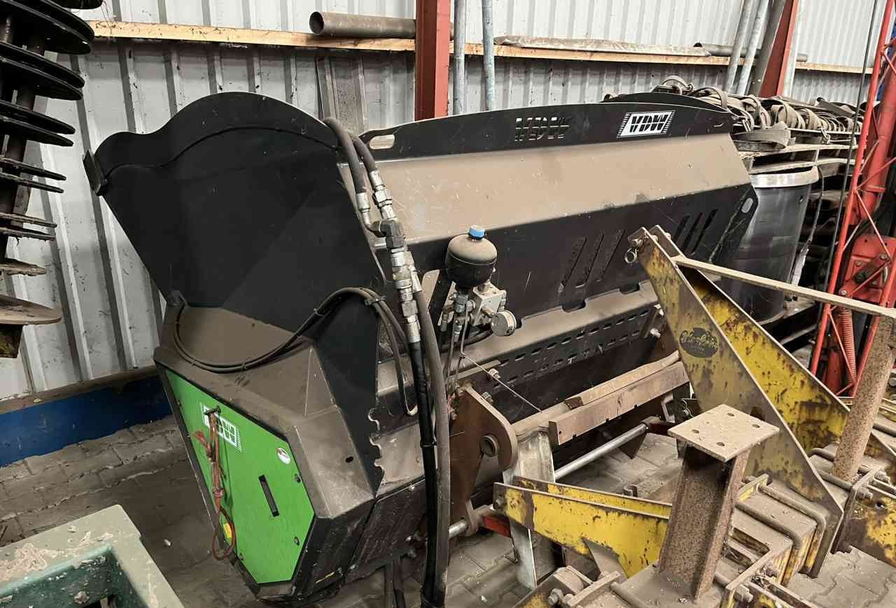 VDW Bietensnijder, vergruizer, snipperraar, voermachines - ציוד לאחר הקציר: תמונה 1 VDW Bietensnijder, vergruizer, snipperraar, voermachines - ציוד לאחר הקציר: תמונה 1